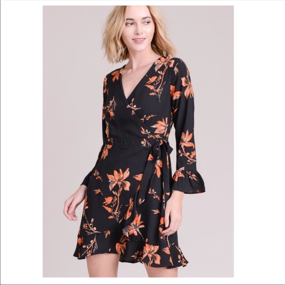 Le Lis Fun & Flirty Black Floral Dress